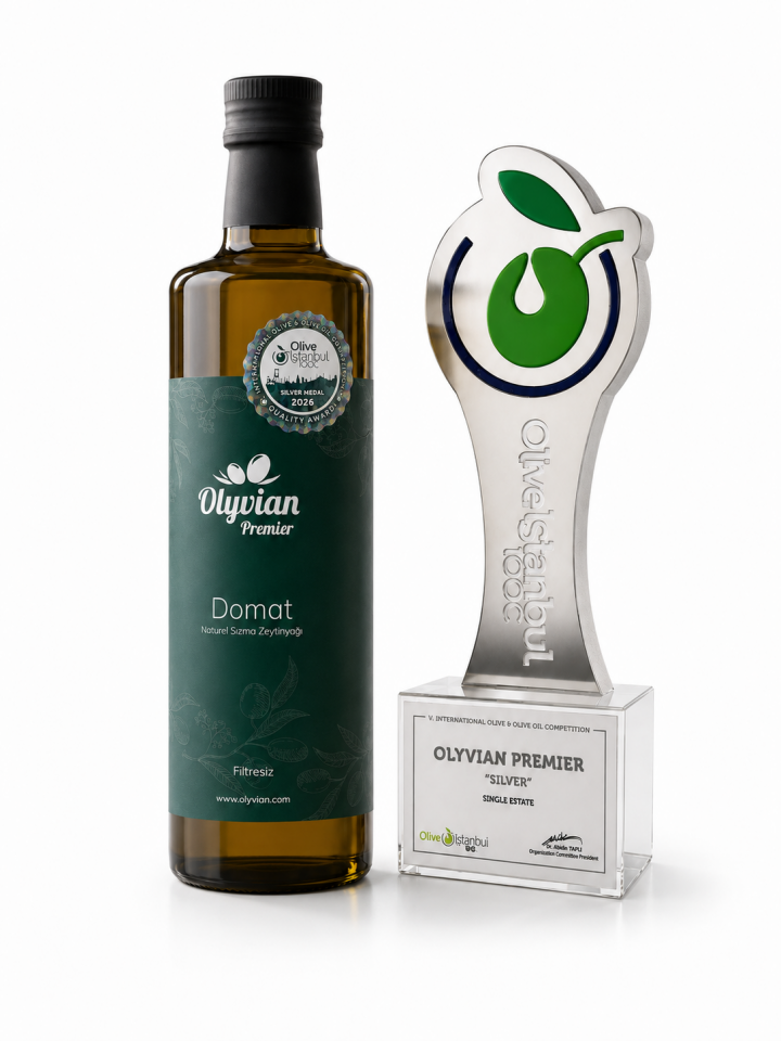 Olyvian Ödüllü Premier Zeytinyağı 750 ml – Domat Cinsi, Erken Hasat, Soğuk Sıkım, Filtresiz, Natürel Sızma Zeytinyağı